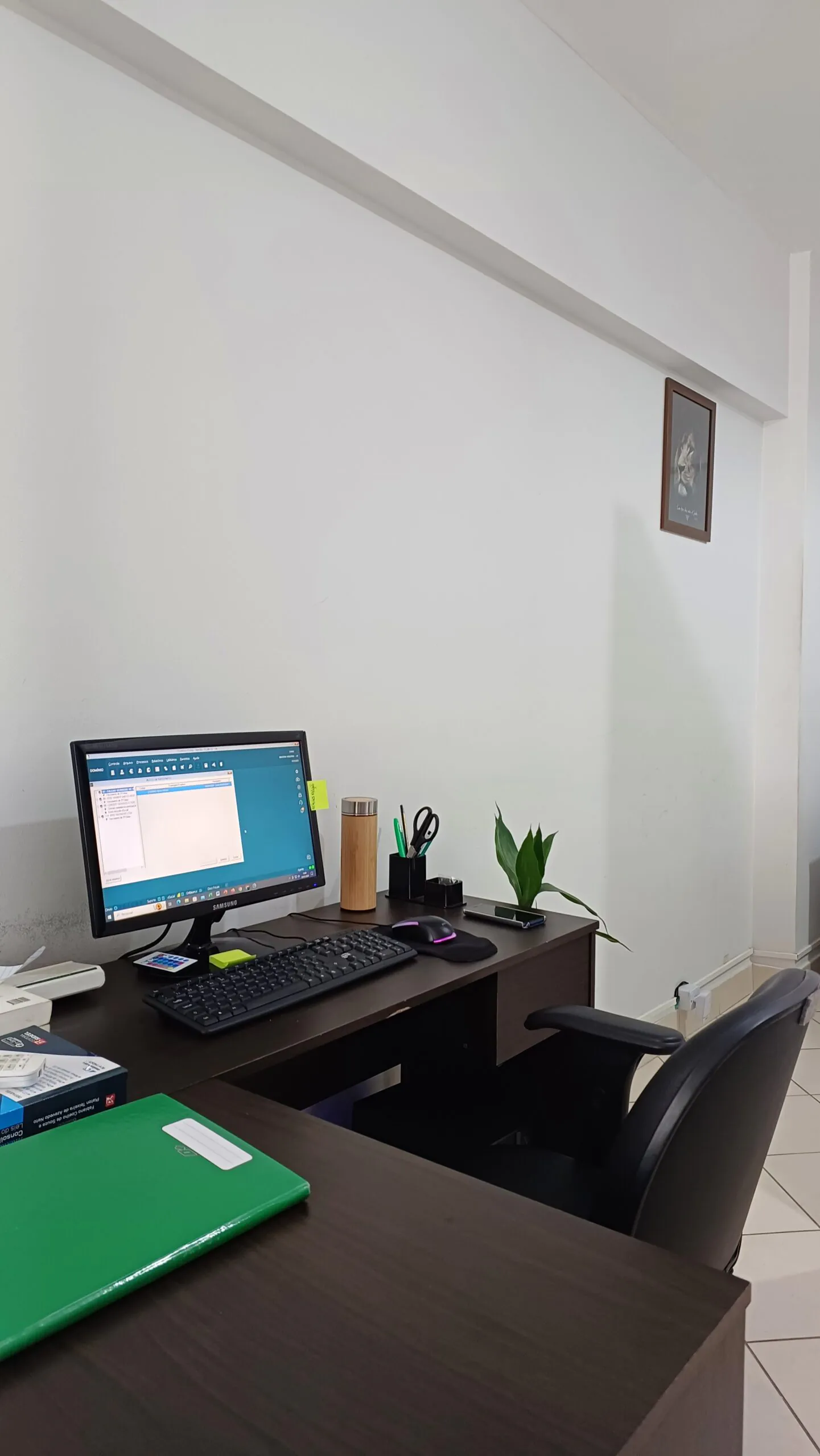 Mesa de atendimento da Expertising Contabilidade em Lauro de Freitas